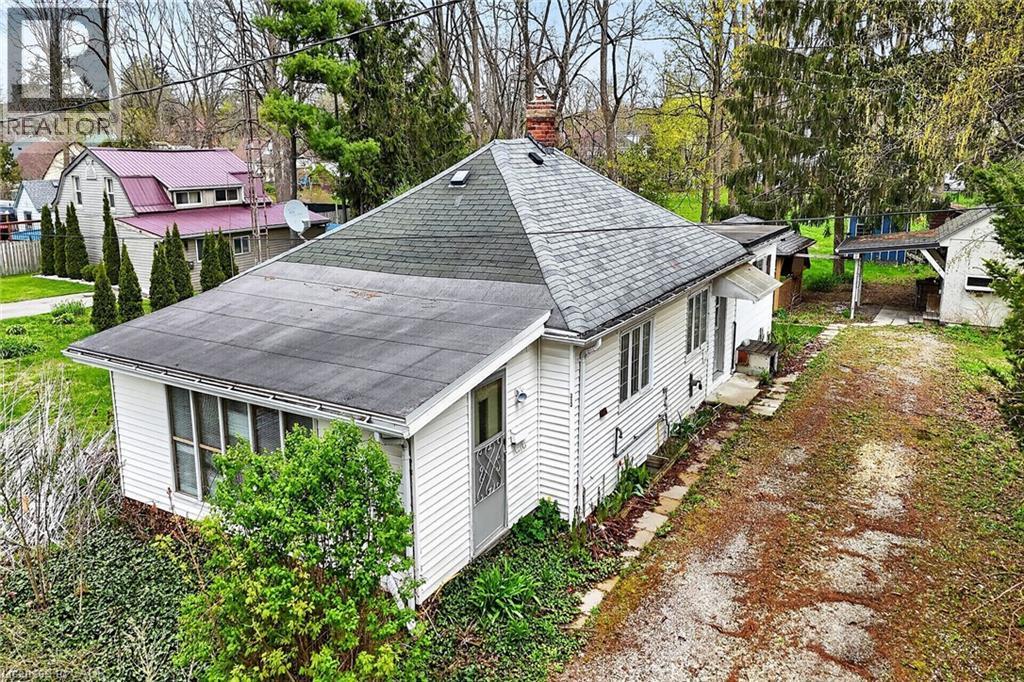 313 John Street, Simcoe, ON - Outdoor
