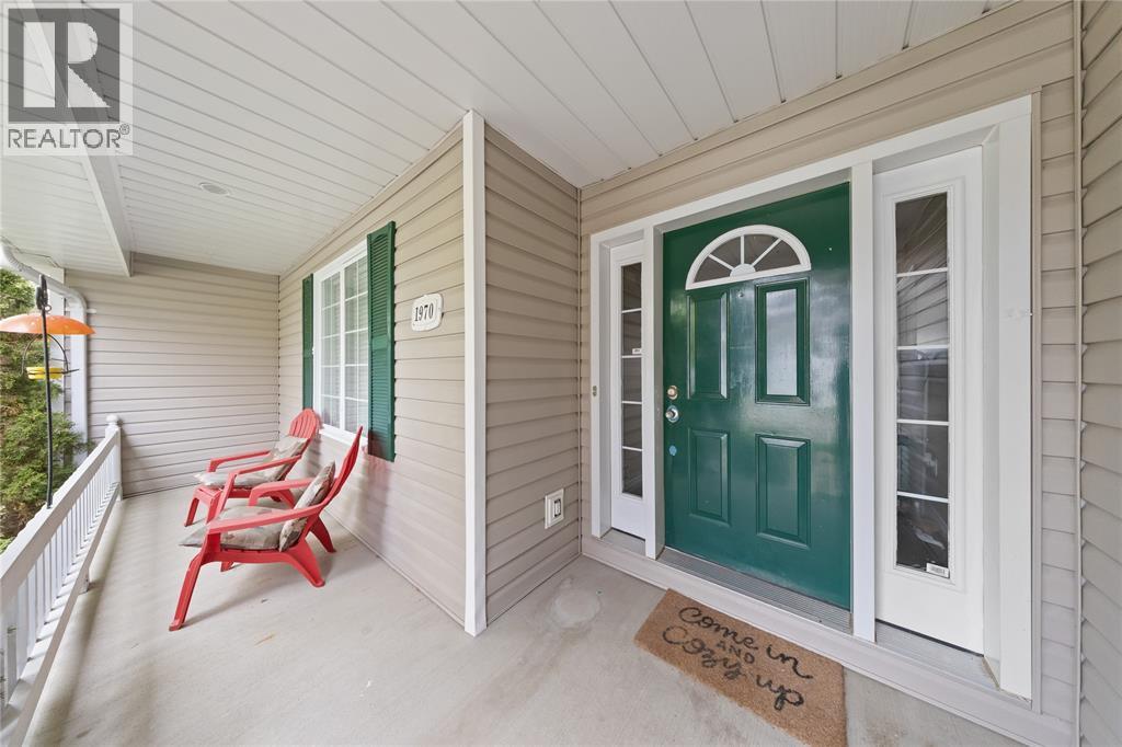 1970 Orchard Avenue, Sarnia, ON - Outdoor With Deck Patio Veranda With Exterior