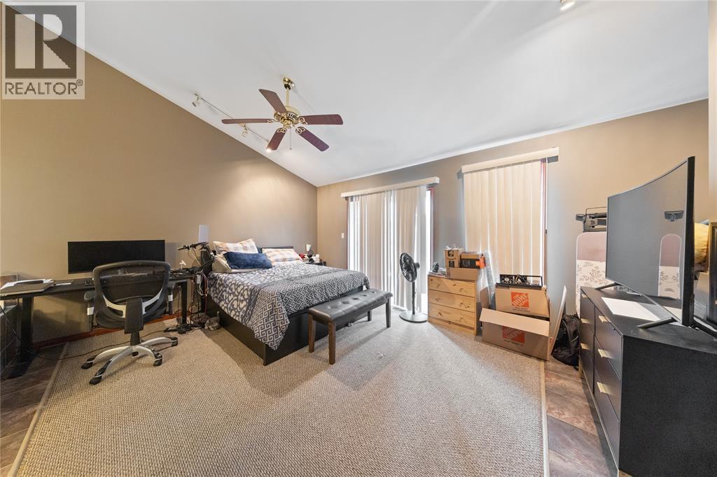1970 Orchard Avenue, Sarnia, ON - Indoor Photo Showing Bedroom