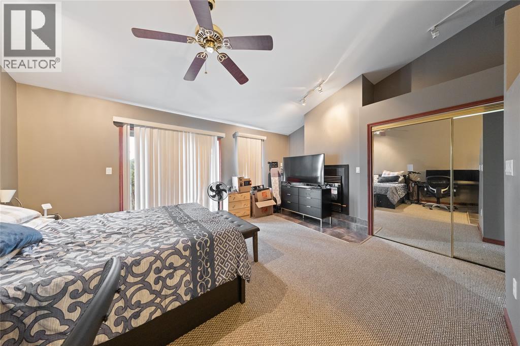 1970 Orchard Avenue, Sarnia, ON - Indoor Photo Showing Bedroom