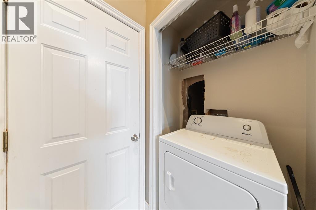 1970 Orchard Avenue, Sarnia, ON - Indoor Photo Showing Laundry Room