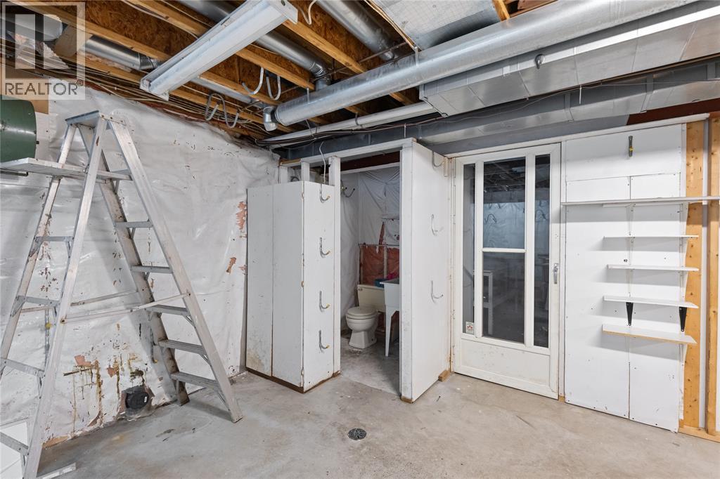 1970 Orchard Avenue, Sarnia, ON - Indoor Photo Showing Basement