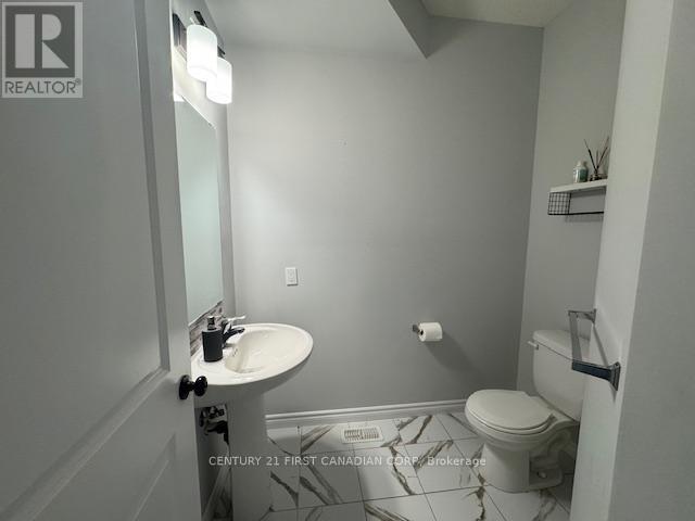 245 Wesley Boulevard, Cambridge, ON - Indoor Photo Showing Bathroom