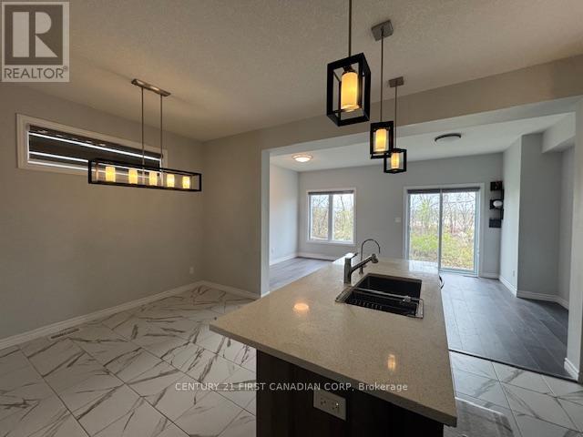 245 Wesley Boulevard, Cambridge, ON - Indoor