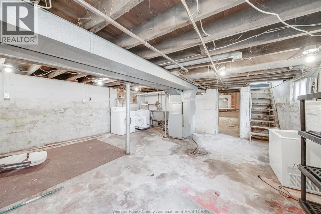 3574 Bloomfield Rd., Windsor, ON - Indoor Photo Showing Basement