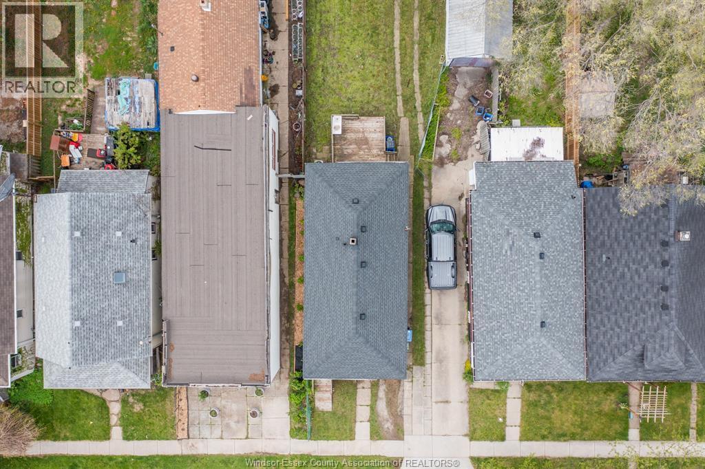 3574 Bloomfield Rd., Windsor, ON - Outdoor