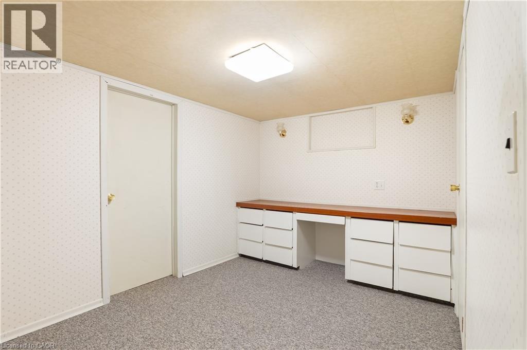 24 Grand Hill Drive, Kitchener, ON - Indoor Photo Showing Other Room