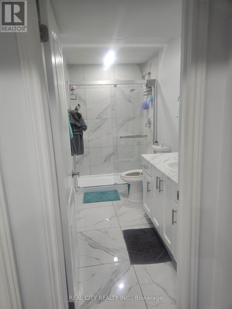132 Sunset Way, Thorold, ON - Indoor Photo Showing Bathroom
