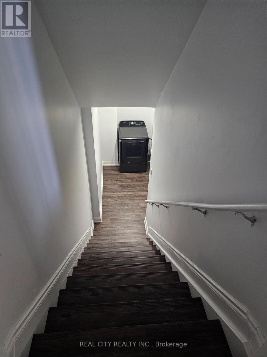 132 Sunset Way, Thorold, ON - Indoor Photo Showing Other Room