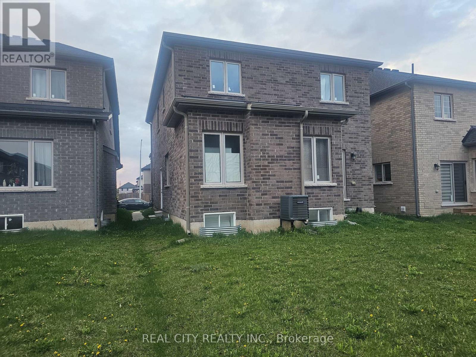 132 Sunset Way, Thorold, ON - Outdoor