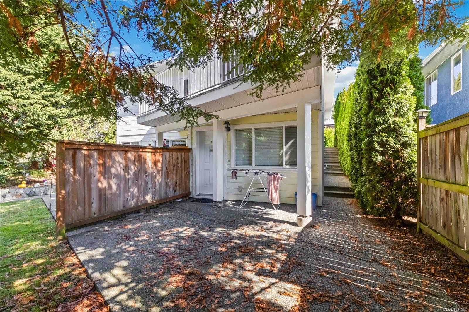 808 Jagdeep Pl, Saanich, BC