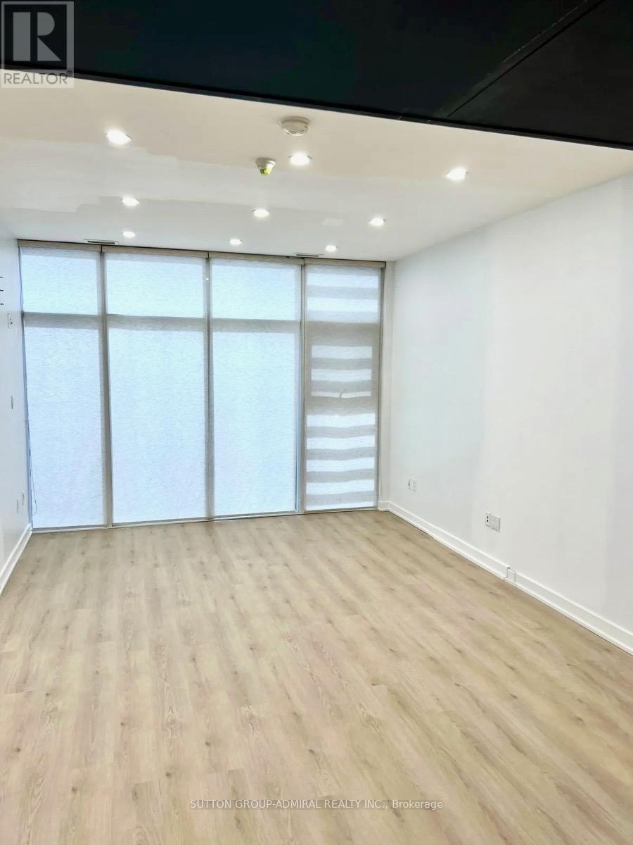 G20 - 18 Capreol Court, Toronto, ON - Indoor Photo Showing Other Room