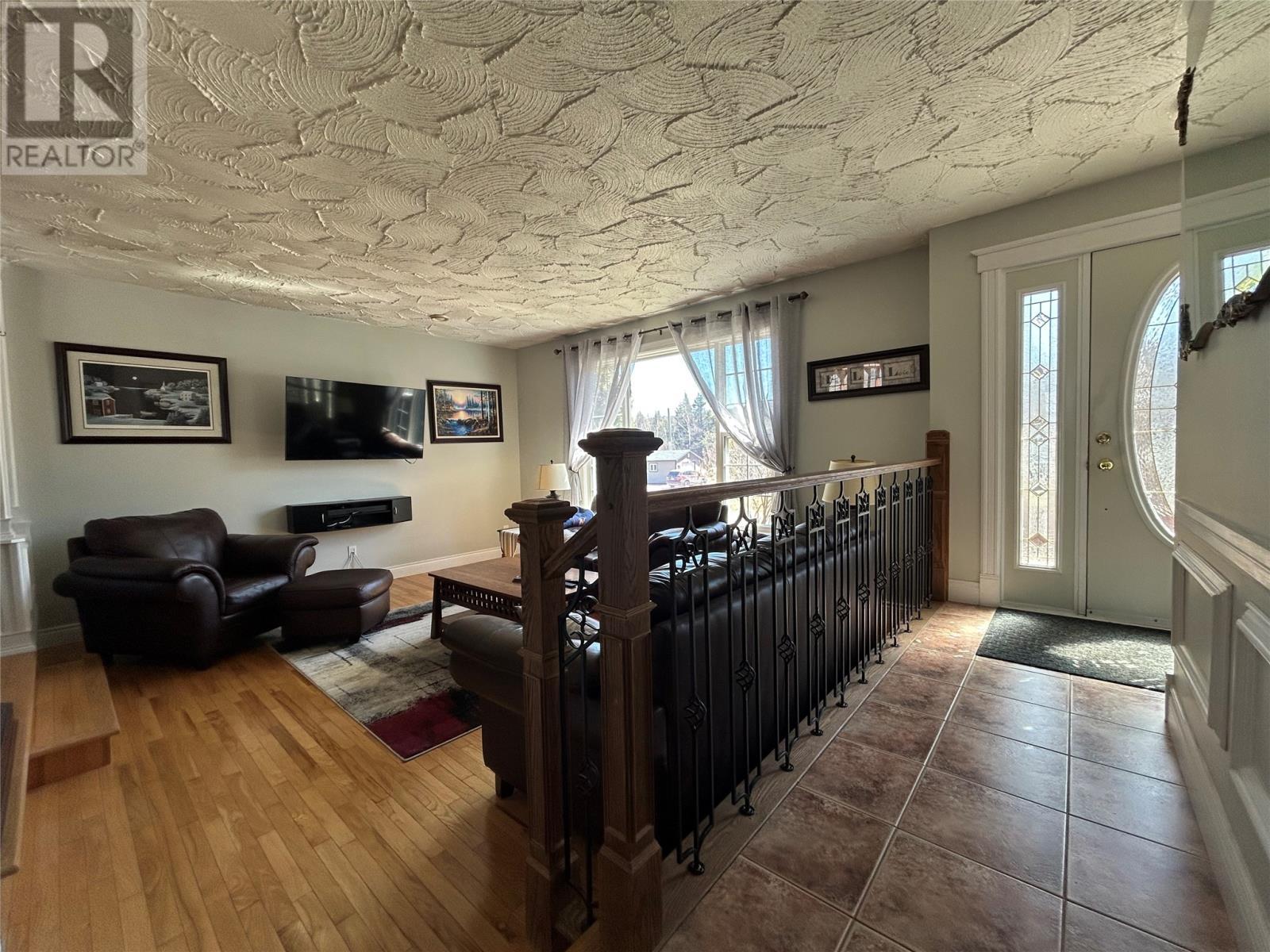 58 Forest Road, Milltown, NL - Indoor Photo Showing Other Room