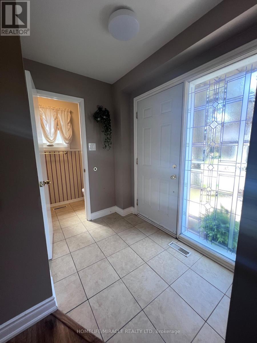 30 - 59 Kenninghall Boulevard, Mississauga, ON - Indoor Photo Showing Other Room