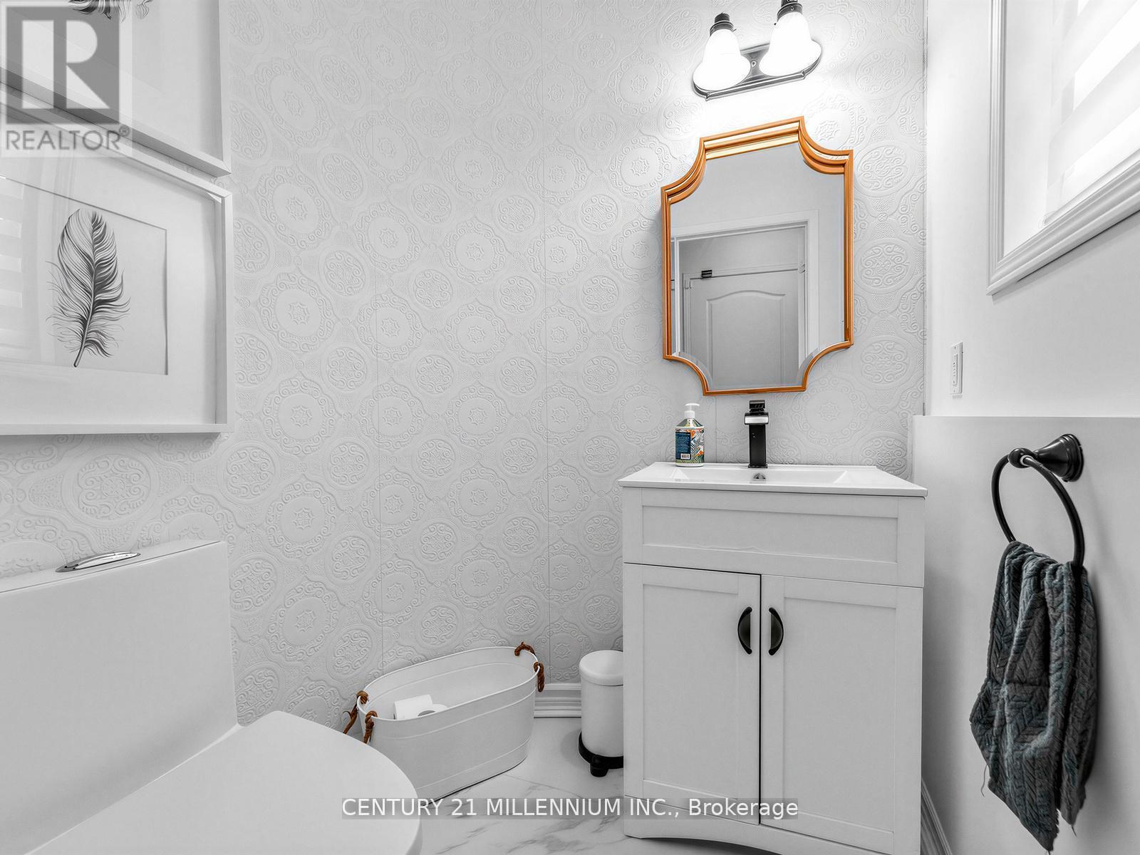 16 Albery Road, Brampton, ON - Indoor Photo Showing Bathroom
