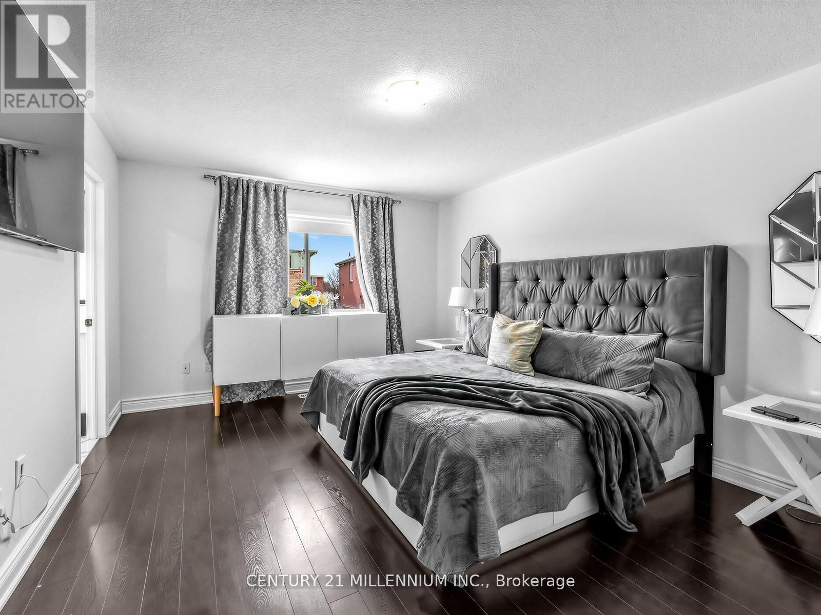 16 Albery Road, Brampton, ON - Indoor Photo Showing Bedroom