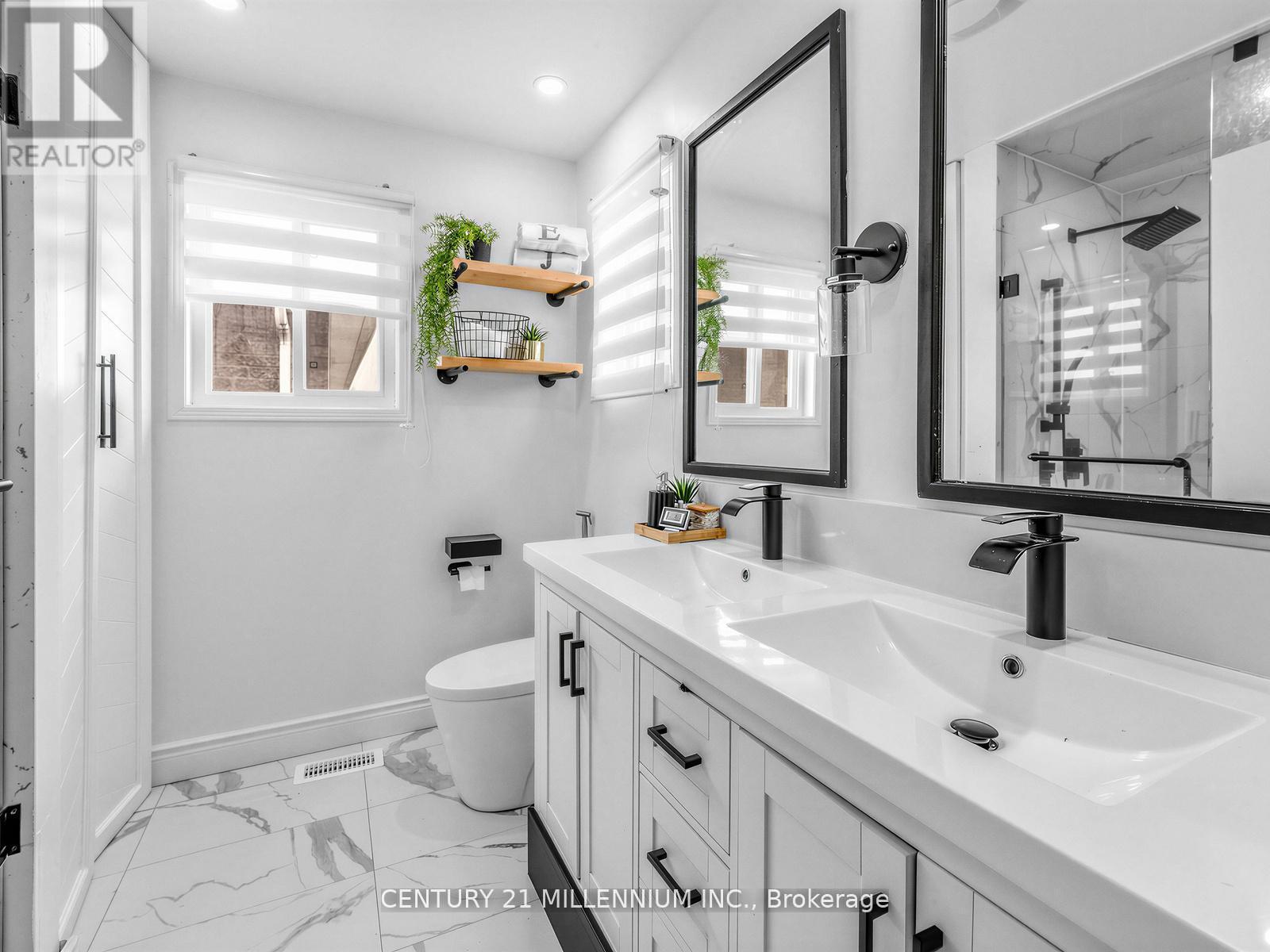 16 Albery Road, Brampton, ON - Indoor Photo Showing Bathroom