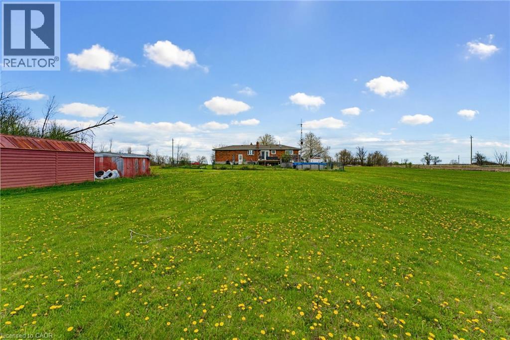 516 Mud Street E, Hamilton, ON - Outdoor
