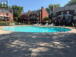 Heated inground pool - 