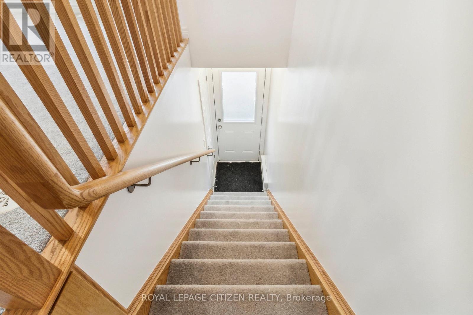 B - 526 White'S Hill Avenue, Markham, ON - Indoor Photo Showing Other Room