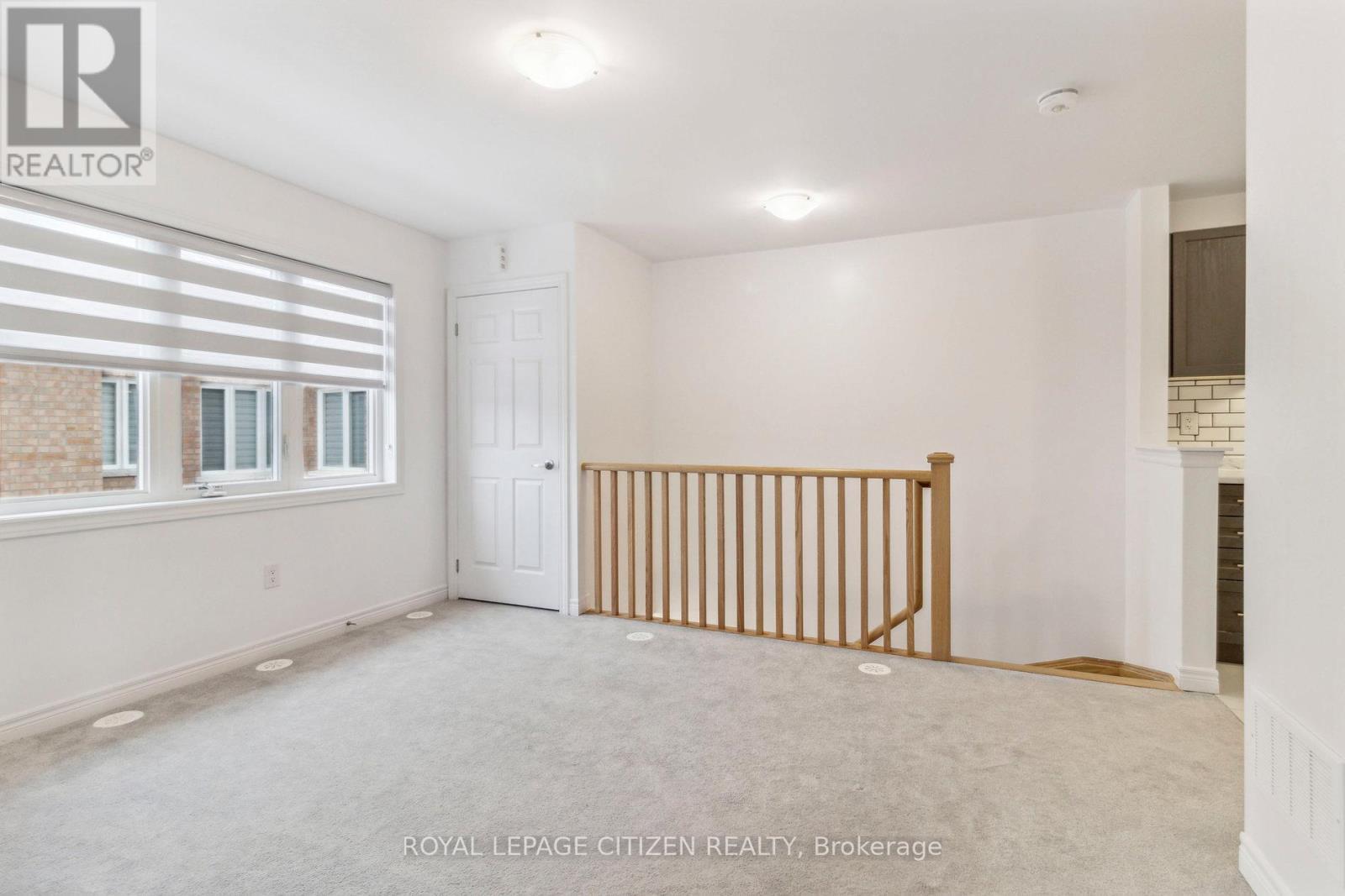B - 526 White'S Hill Avenue, Markham, ON - Indoor Photo Showing Other Room