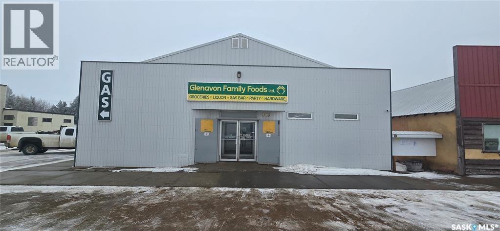 303 Railway Avenue, Glenavon, SK