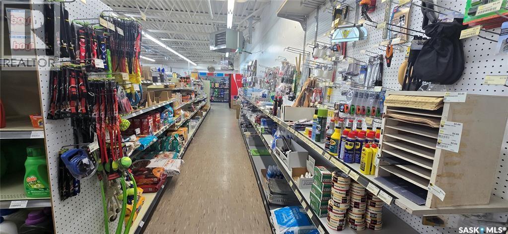 303 Railway Avenue, Glenavon, SK