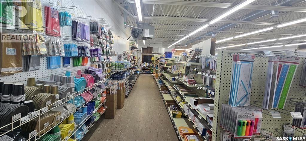 303 Railway Avenue, Glenavon, SK