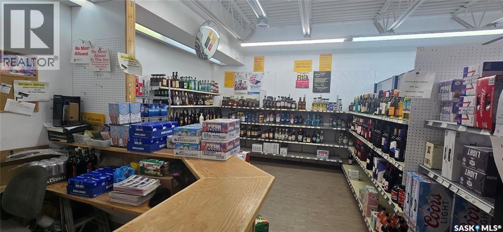 303 Railway Avenue, Glenavon, SK