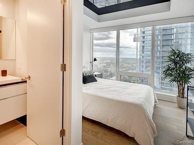 Bedroom - 2207-1188 Rue St-Antoine O., Montréal (Ville-Marie), QC - Indoor Photo Showing Bedroom