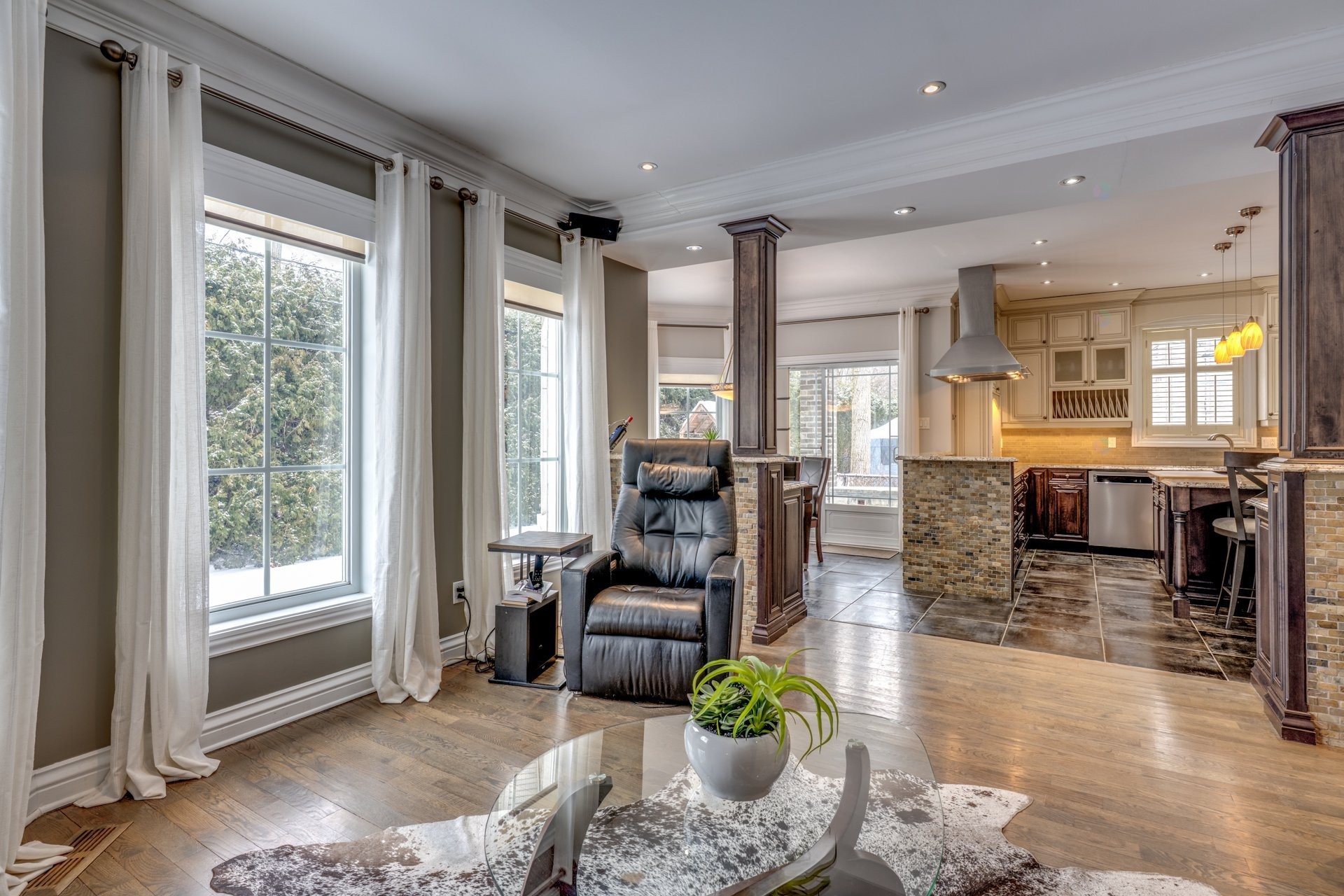 Salon - 45 Rue De Servando, Blainville, QC - Indoor Photo Showing Living Room