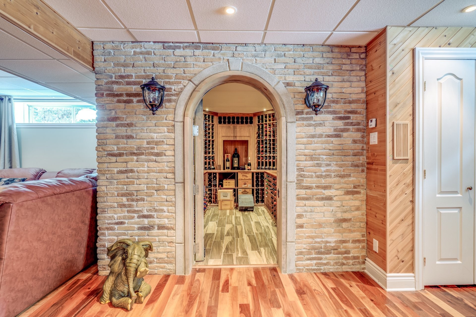 Cave à vin - 45 Rue De Servando, Blainville, QC - Indoor Photo Showing Other Room