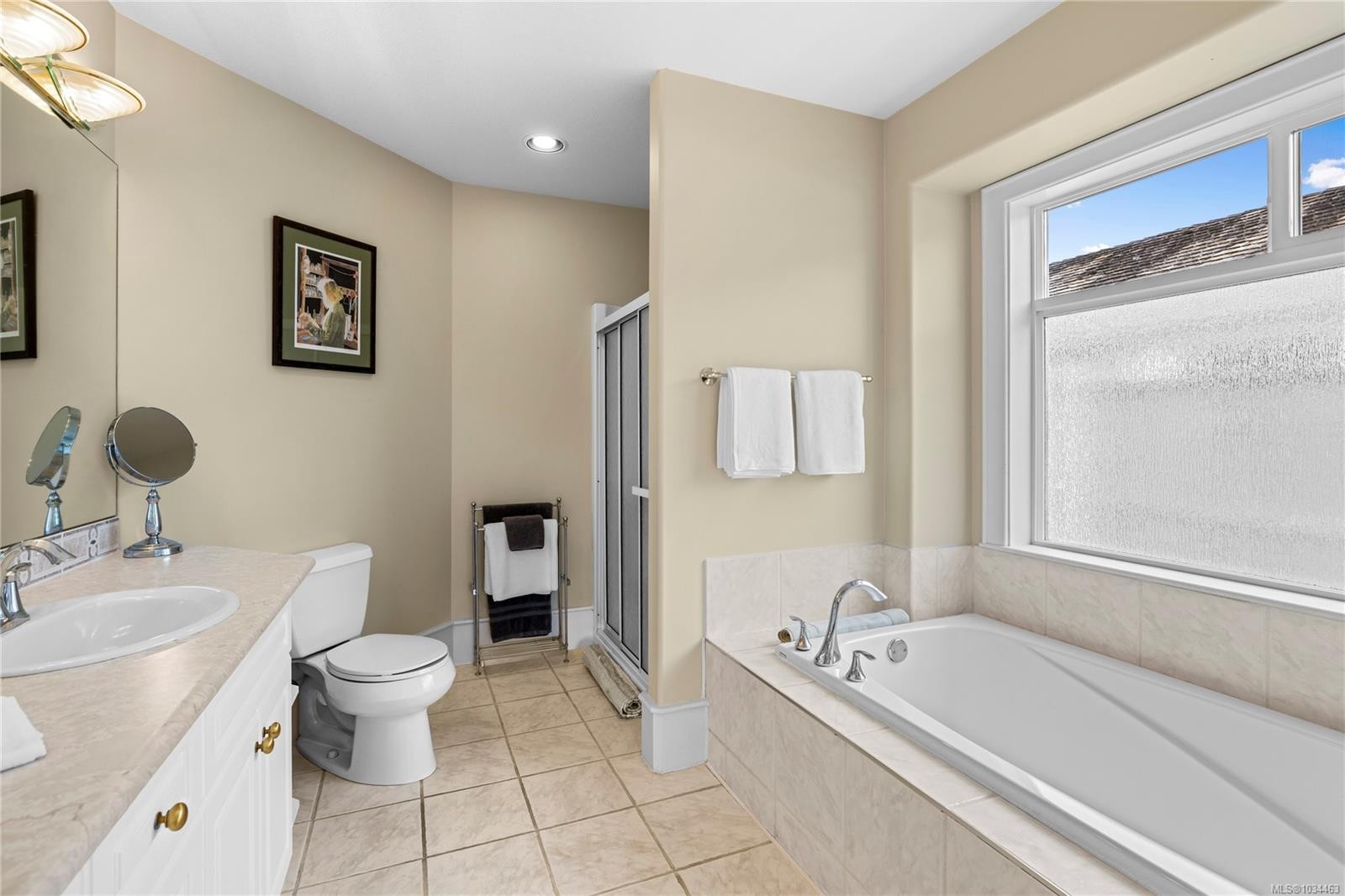 763 Anson Pl, Qualicum Beach, BC