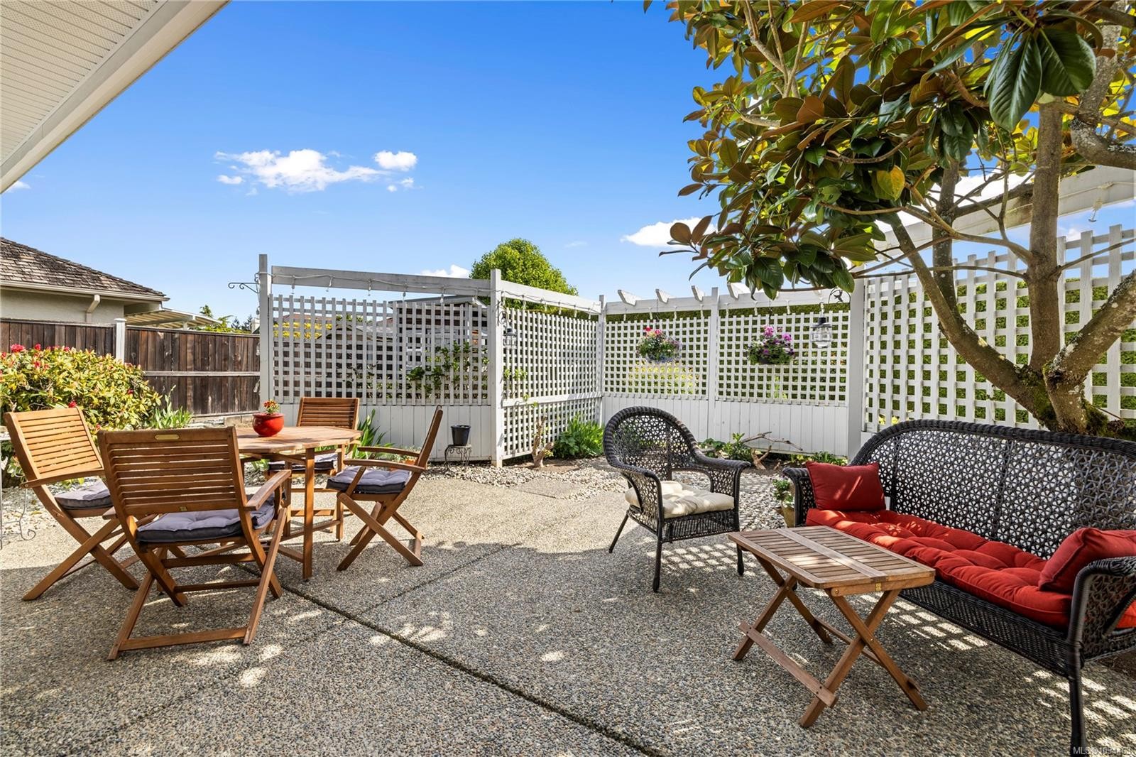 763 Anson Pl, Qualicum Beach, BC