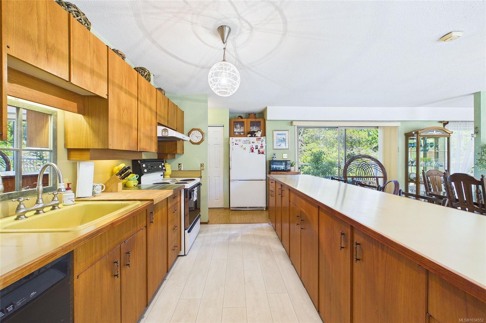 2374 Mill Rd, Nanaimo, BC
