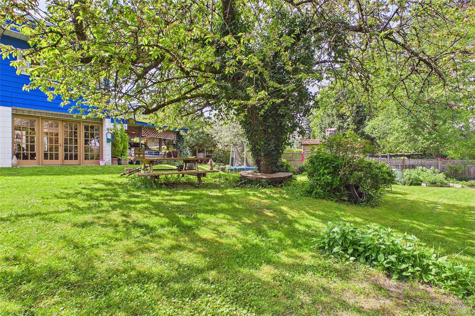 2374 Mill Rd, Nanaimo, BC