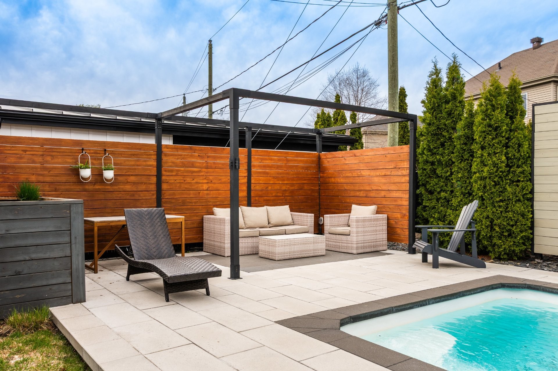 Courtyard - 1128 Rue Breux, Chambly, QC - Outdoor With In Ground Pool With Exterior