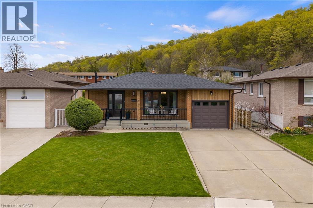 142 Marcella Crescent, Hamilton, ON - Outdoor With Deck Patio Veranda With Facade