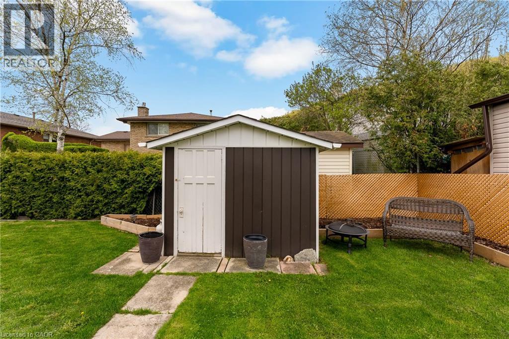 142 Marcella Crescent, Hamilton, ON - Outdoor