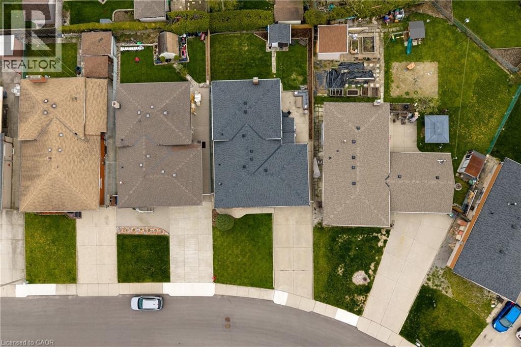 142 Marcella Crescent, Hamilton, ON - Outdoor