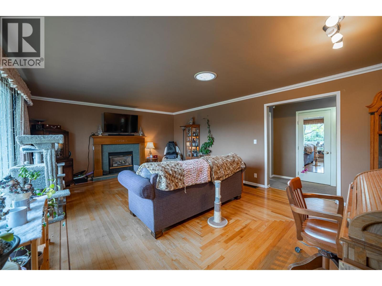 Livingroom - 10003 6 Highway, Coldstream, BC