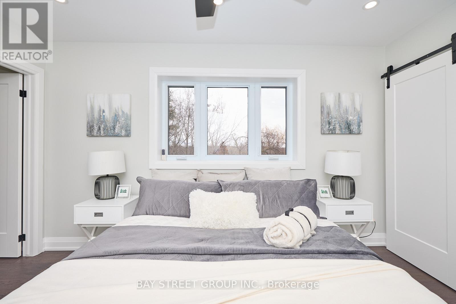 3873 Glenview Drive, Lincoln (Lincoln-Jordan/Vineland), ON - Indoor Photo Showing Bedroom