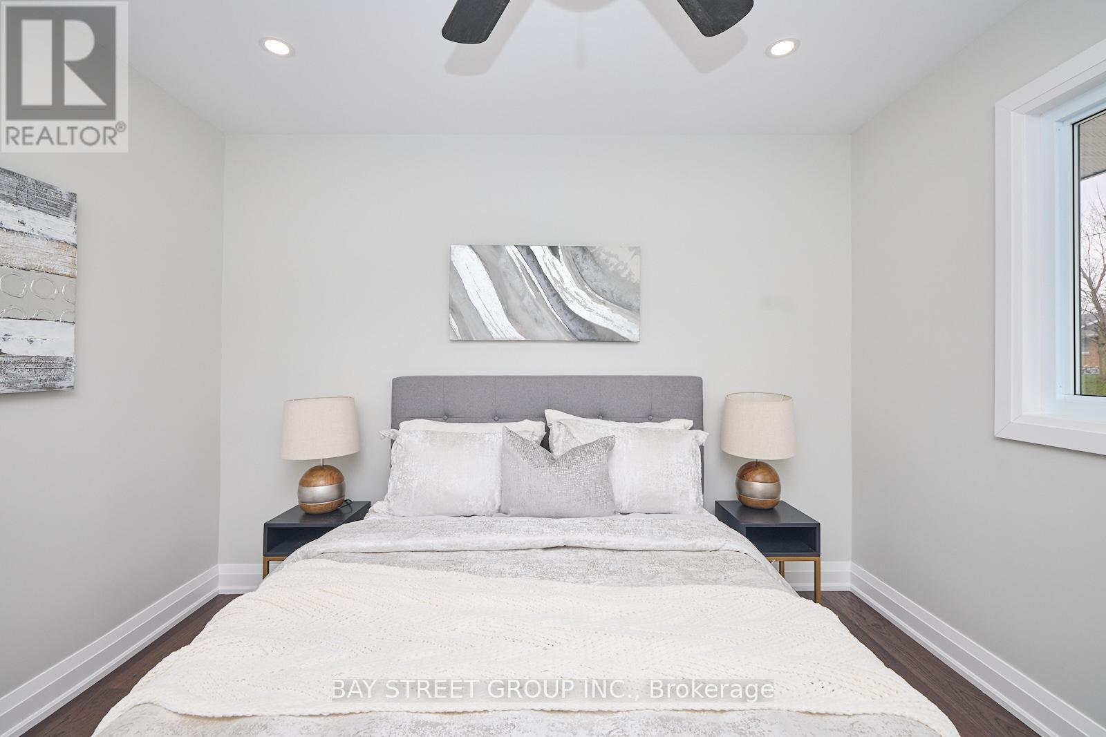 3873 Glenview Drive, Lincoln (Lincoln-Jordan/Vineland), ON - Indoor Photo Showing Bedroom