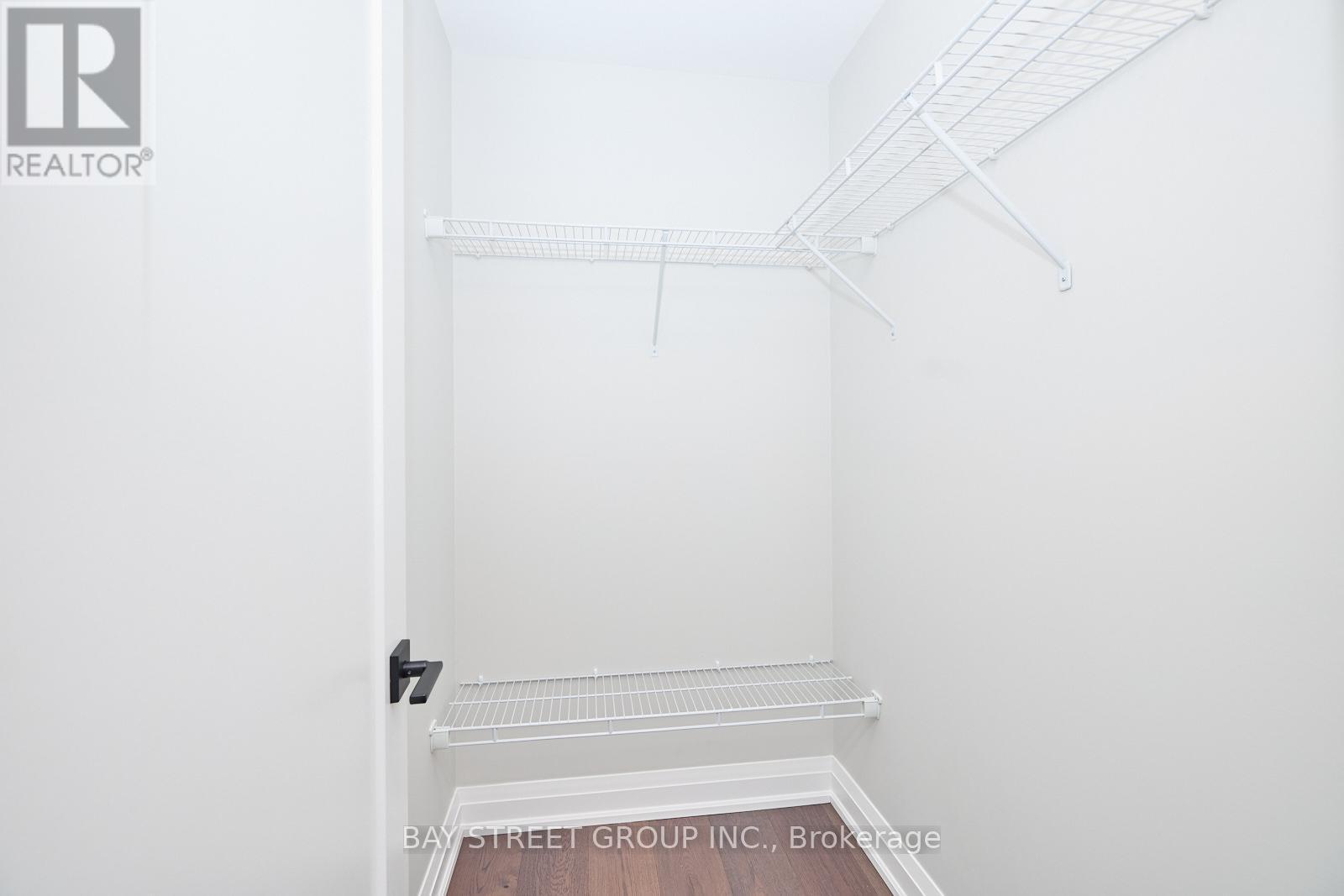3873 Glenview Drive, Lincoln (Lincoln-Jordan/Vineland), ON - Indoor With Storage