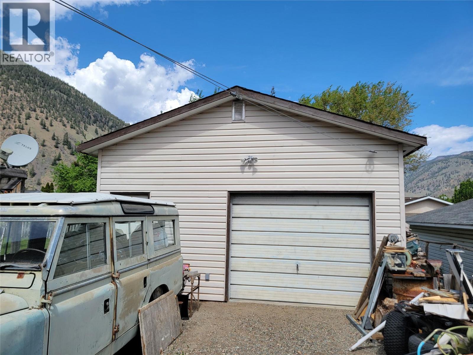 430 2Nd Avenue, Keremeos, BC - Outdoor With Exterior