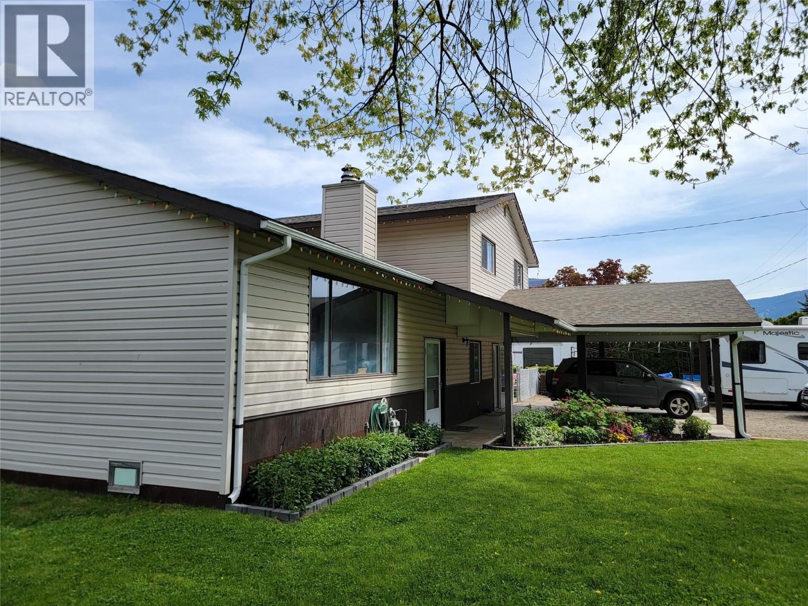 430 2Nd Avenue, Keremeos, BC - Outdoor