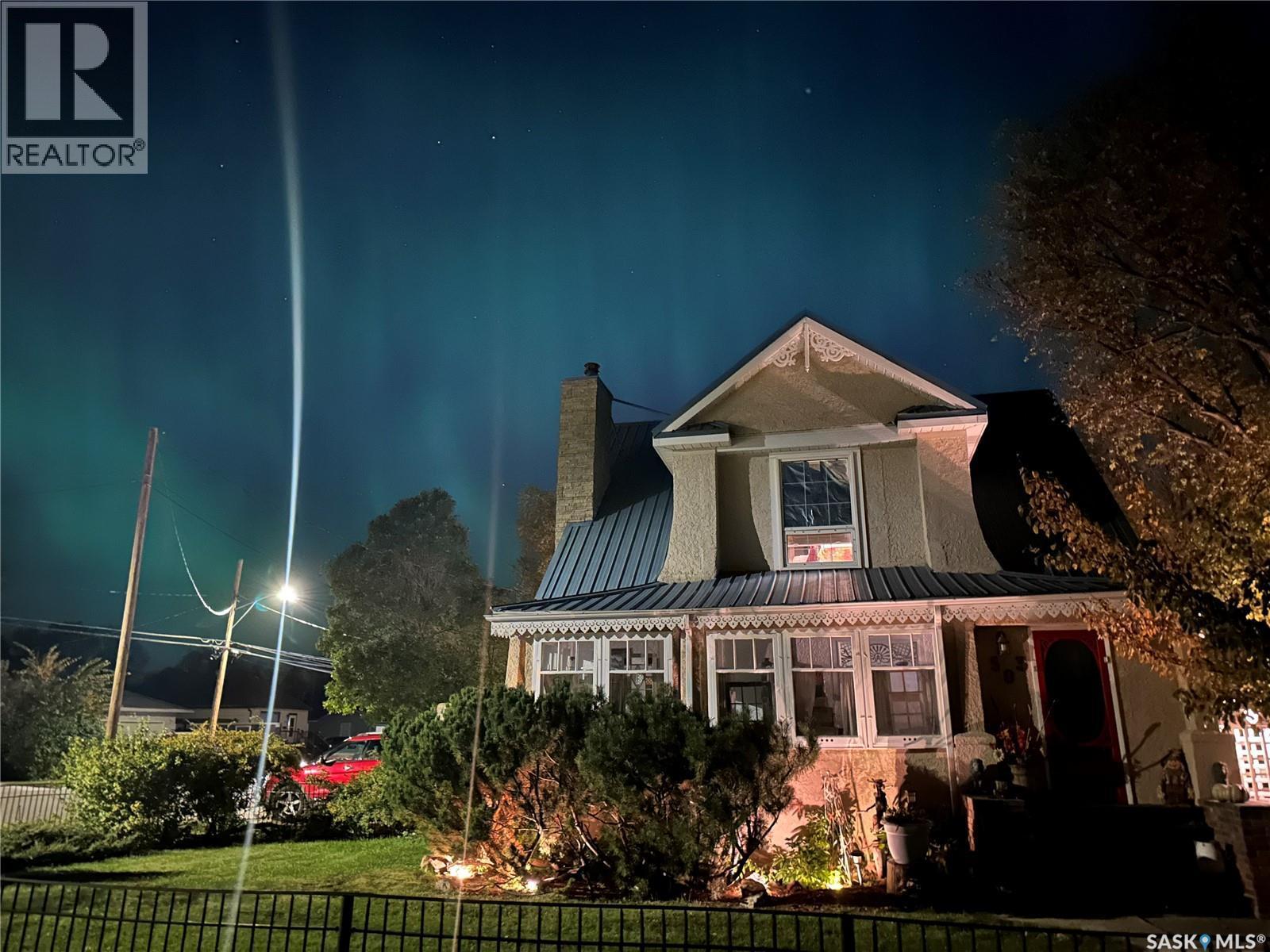 503 Bison Avenue, Weyburn, SK - Outdoor
