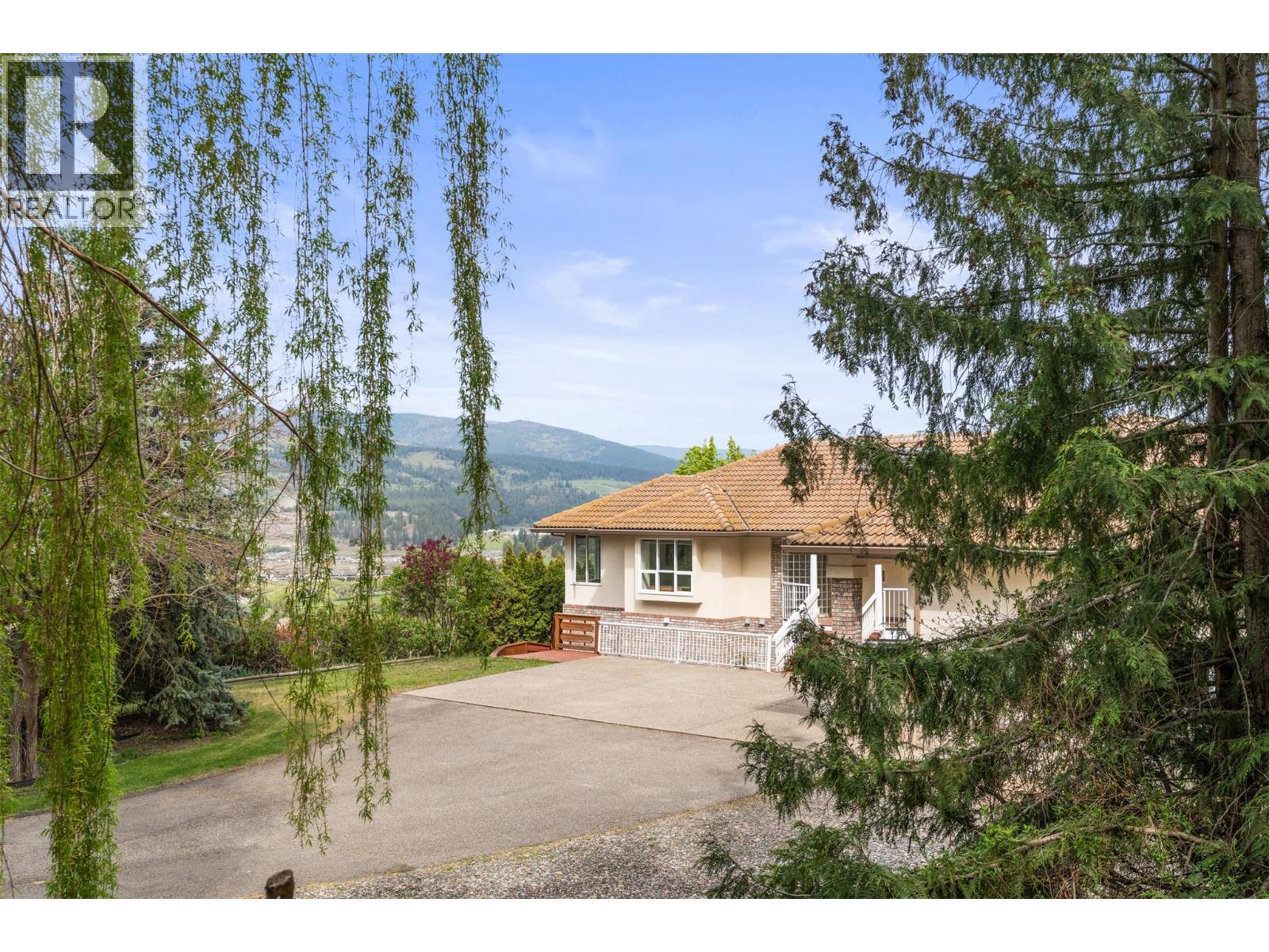 363 Northwind Drive, Vernon, BC - Outdoor
