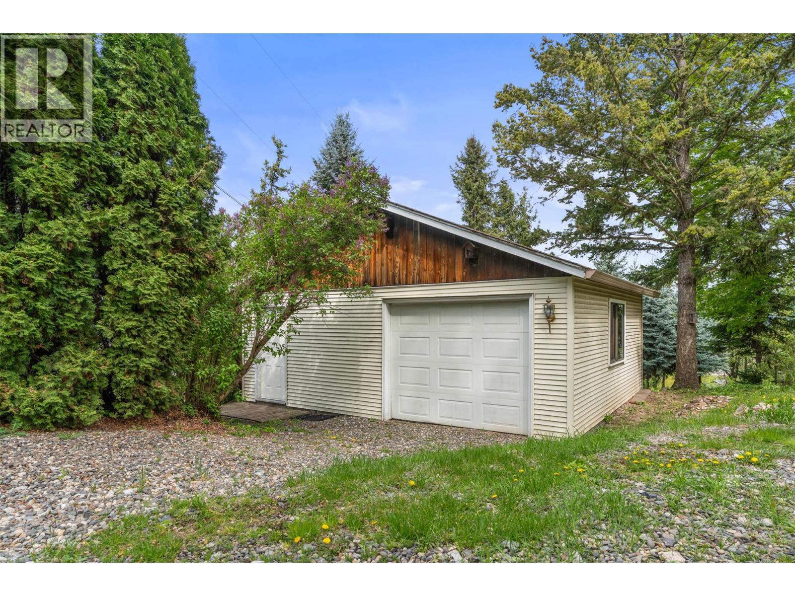 363 Northwind Drive, Vernon, BC - Outdoor