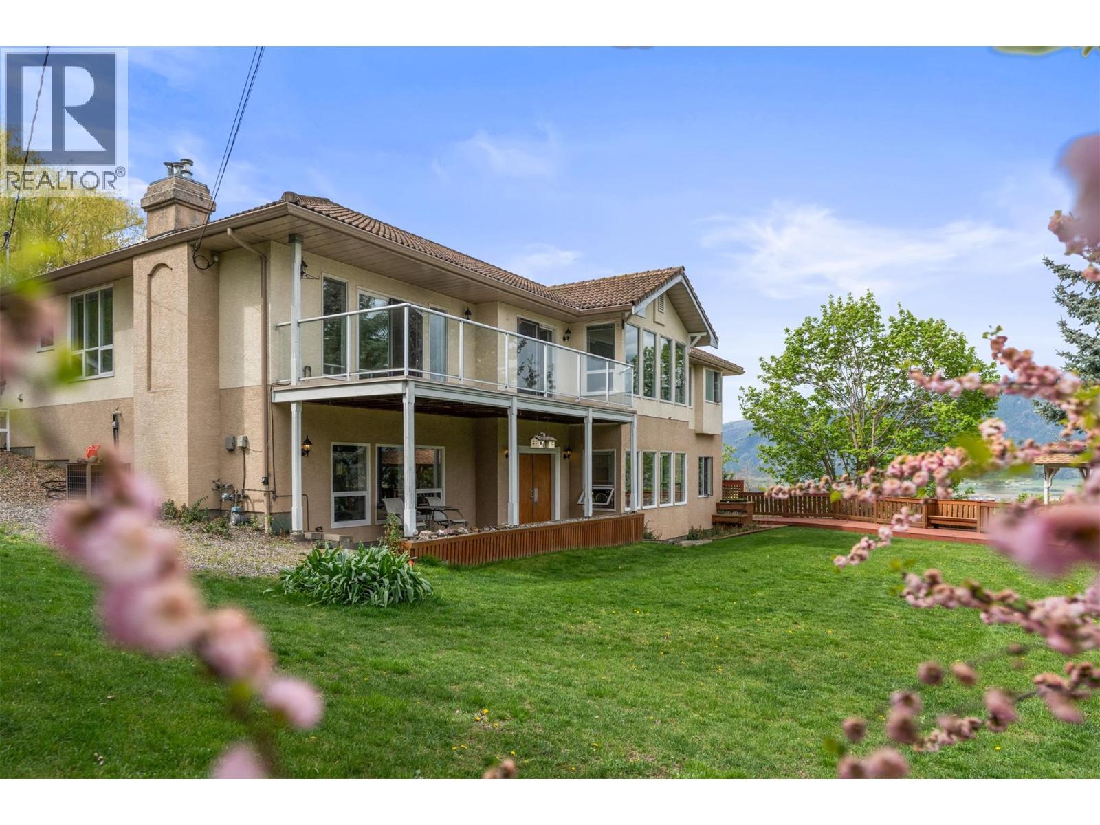 363 Northwind Drive, Vernon, BC - Outdoor With Deck Patio Veranda